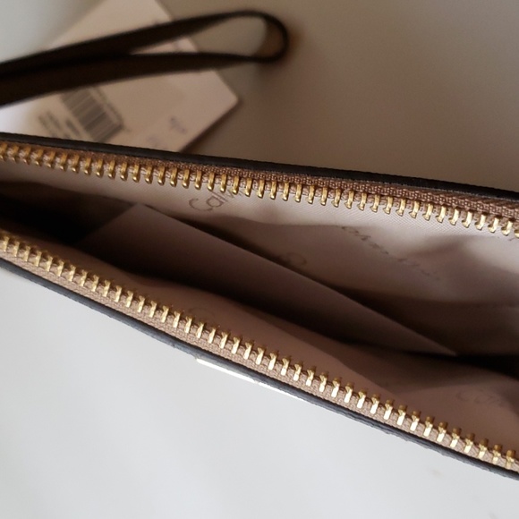CALVIN KLEIN Bronze Gold Metallic Wristlet - Picture 5 of 6